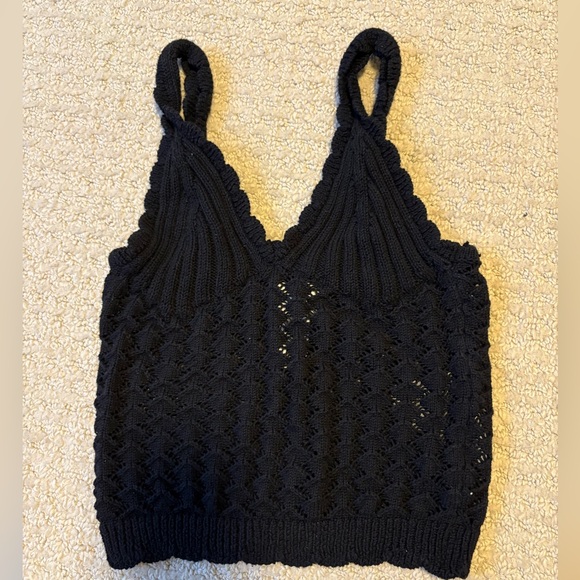 Crochet knit tank top - Picture 1 of 4